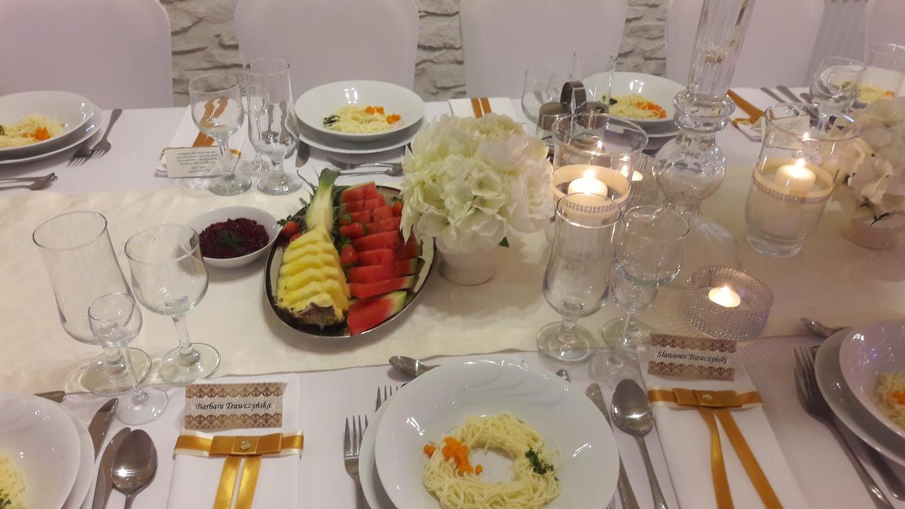 Restauracja "As"- Noclegi Турек Екстер'єр фото